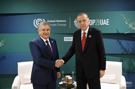 Leaders of Uzbekistan and Türkiye Exchange Views on Current Bilateral Agenda